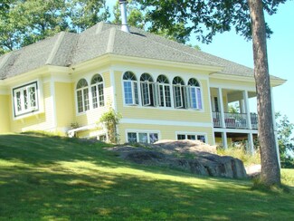 296 Highland St, Ashland, NH 03217
