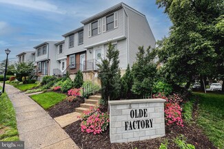 2810 S Meade St, Arlington, VA 22206