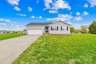 103 Chambwood Ln, Shelby, NC 28152