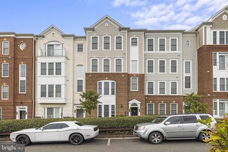 2221 Oberlin Dr Unit 332A, Woodbridge, VA 22191