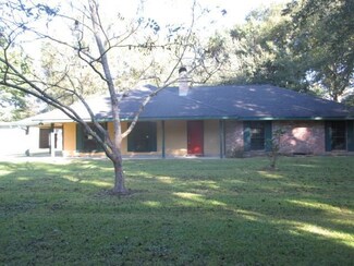 213 8th St, Independence, LA 70443