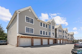 270 Grand Ave Unit 4E, Palisades Park, NJ 07650