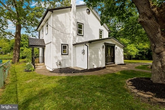 99 Hickory Ave, Mantua, NJ 08051