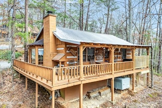 1505 Dawn Ln, Sevierville, TN 37876