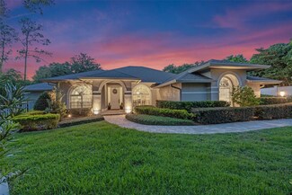 5102 Round Tree Ct, Orlando, FL 32819