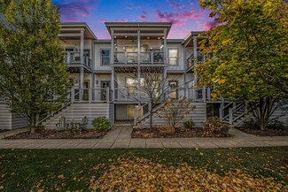 2098 Celadon Dr NE Unit 38, Grand Rapids, MI 49525