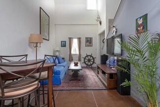 24 Strawberry Ln Unit B, Charleston, SC 29403
