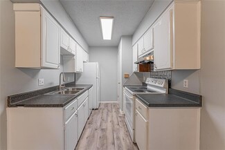 401 12th Ave SE Unit 285, Norman, OK 73071