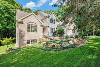 6064 Songbird Ln SE Unit 2, Grand Rapids, MI 49512