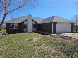 1250 W Batson Place, Nixa, MO 65714