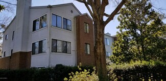 1561 Hawthorne Rd Unit B2, Wilmington, NC 28403