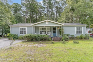 216 Beachwood Dr NW, Calabash, NC 28467