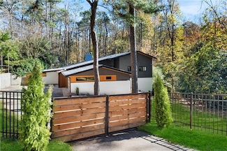 2751 Margaret Mitchell Dr NW, Atlanta, GA 30327