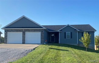 9016 Idell Creek Ln, Hannibal, MO 63401
