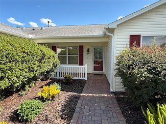 2204 Crawford Ct, The Villages, FL 32162