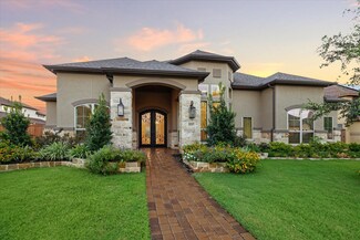 10107 E Frio River Cir, Cypress, TX 77433
