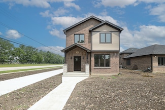 7948 74th St, Bridgeview, IL 60455