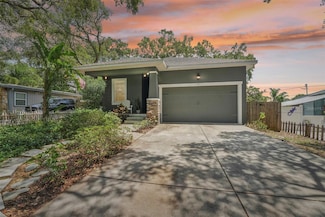 131 Pennsylvania Ave, Palm Harbor, FL 34683