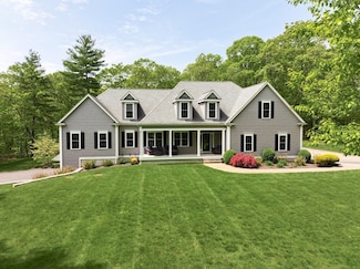 2 Powers Rd, Mendon, MA 01756