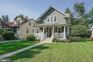 406 3rd Ave, Haddon Heights, NJ 08035