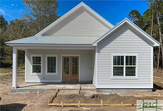 511 Goodman Dr, Midway, GA 31320