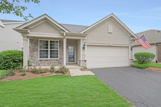 2628 Venetian Ln, Elgin, IL 60124