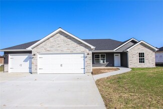 256 Peach Tree Ln, Sullivan, MO 63080