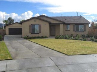 7683 Bella Terra Ave, Highland, CA 92346