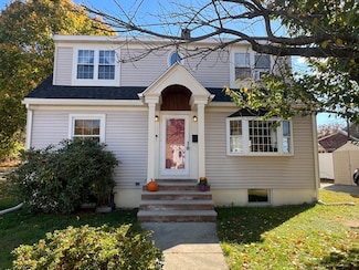 5 Maywood Terrace, Woburn, MA 01801