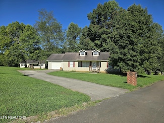 703 Duvall Ct, Strawberry Plains, TN 37871