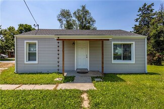 1004 Main St, Belton, MO 64012