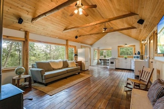 21932 Crestline Rd, Palomar Mountain, CA 92060