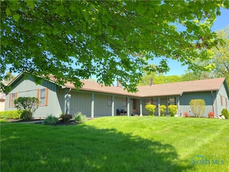 1050 Fox Run Rd Unit 1, Findlay, OH 45840