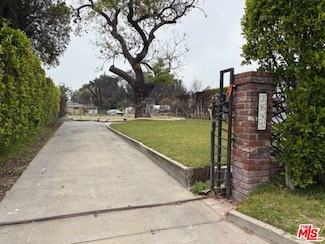 2695 Olive Ave, Altadena, CA 91001