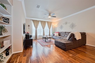 1711 Old Spanish Trail Unit 214, Houston, TX 77054