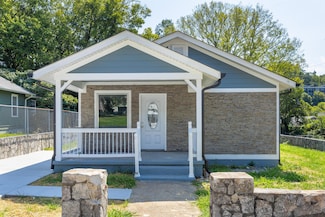 702 Snow St, Chattanooga, TN 37405