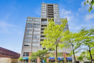 1530 S State St Unit 17B, Chicago, IL 60605