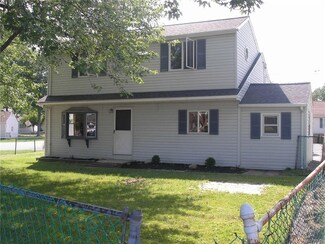 17 Donlen Dr, Buffalo, NY 14225
