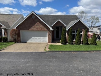 118 Cobblestone Cir, Morgantown, WV 26505