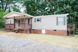 581 Manuel Rd, Mayodan, NC 27027