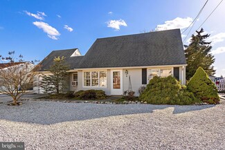 8 Kansas Rd, Little Egg Harbor Township, NJ 08087