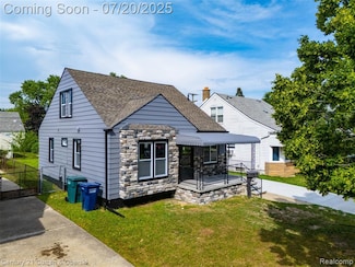 438 Mayflower Ave, Lincoln Park, MI 48146