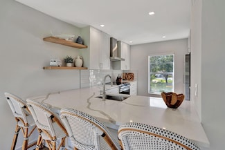 18419 SE Wood Haven Ln Unit E, Jupiter, FL 33469