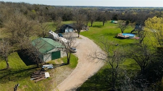 1459 Pawnee Rd, Pomona, KS 66076