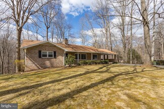 11440 Harton St, Manassas, VA 20112