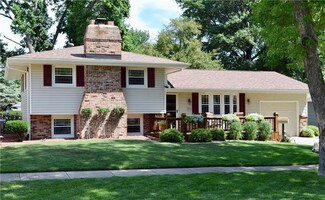 912 SE 4th St, Ankeny, IA 50021