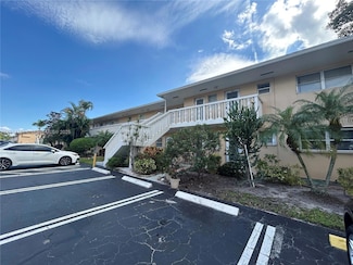 2112 NE 1st Way Unit 203, Boynton Beach, FL 33435