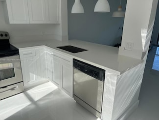 5200 NW 31st Ave Unit 14, Fort Lauderdale, FL 33309