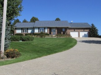 16682 116th Ave, Monticello, IA 52310