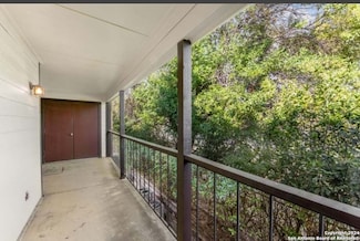 2542 Babcock Rd Unit G-205, San Antonio, TX 78229